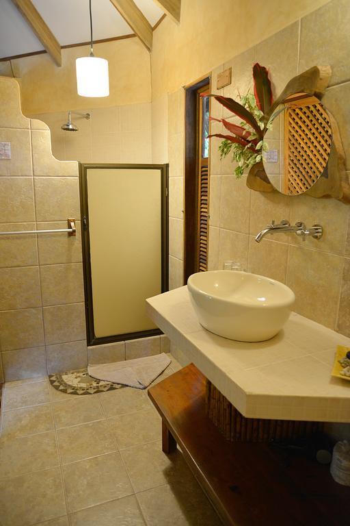 Korrigan Lodge Cahuita Bilik gambar